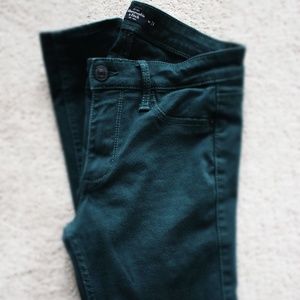 Abercrombie & Fitch Pants - Abercombie Hunter Green Jeans 00/24 Abercrombie & Fitch Pants - Abercombie Hunter Green Jeans 00/24